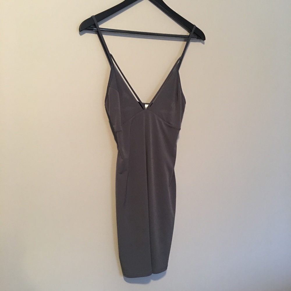 Blue Blush Gray Sleeveless Fitted Dress Size M